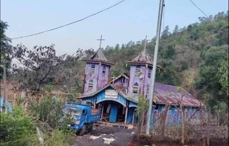 Gereja Katolik dan Gereja Baptis Jadi Sasaran Serangan Udara Militer Myanmar di Negara Bagian Chin
